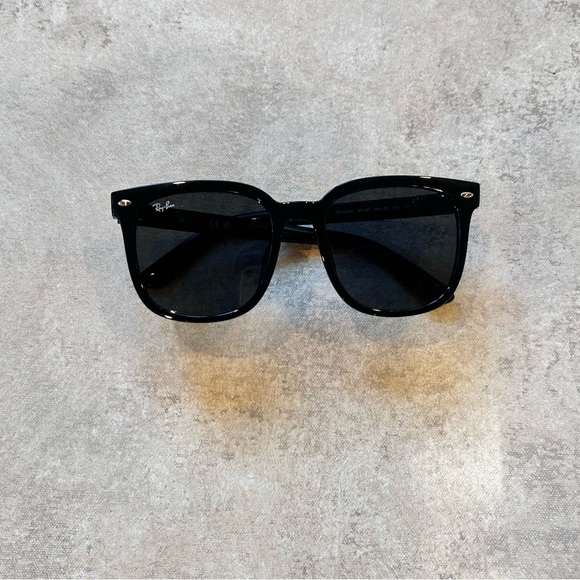 Ray-Ban Sunglasses RB4401D, Black - Picture 3 of 12
